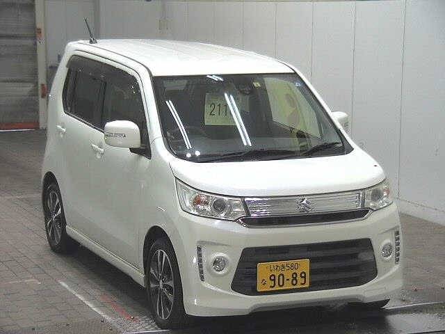 2118 SUZUKI WAGON R MH34S 2015 г. (JU Fukushima)